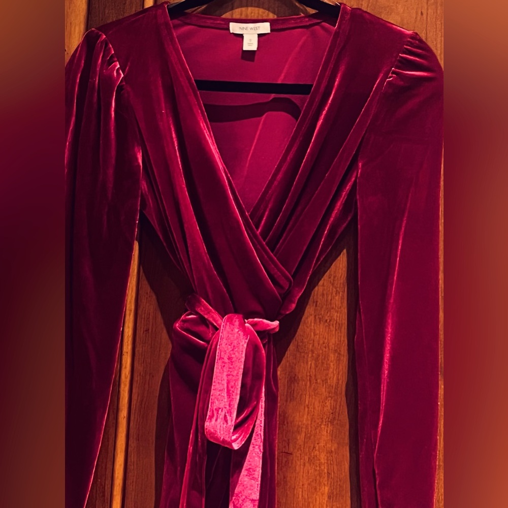 Nine West long sleeve velvet wrap mini-dress NWOT!
